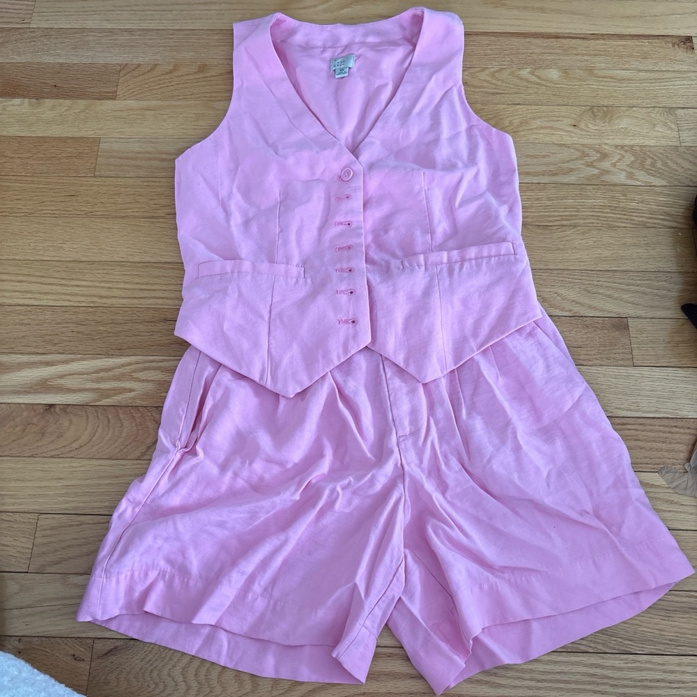 A New Day size small Pink Sleeveless Vest and Shorts Set